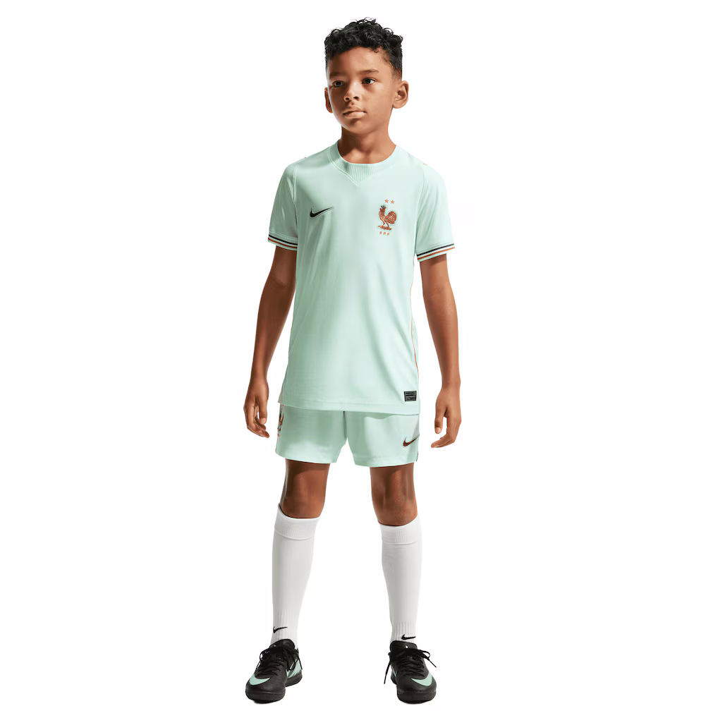PACK JUNIOR FRANCE EXTERIEUR 2026-2027 PACK JUNIOR FRANCE EXTERIEUR 2026-2027