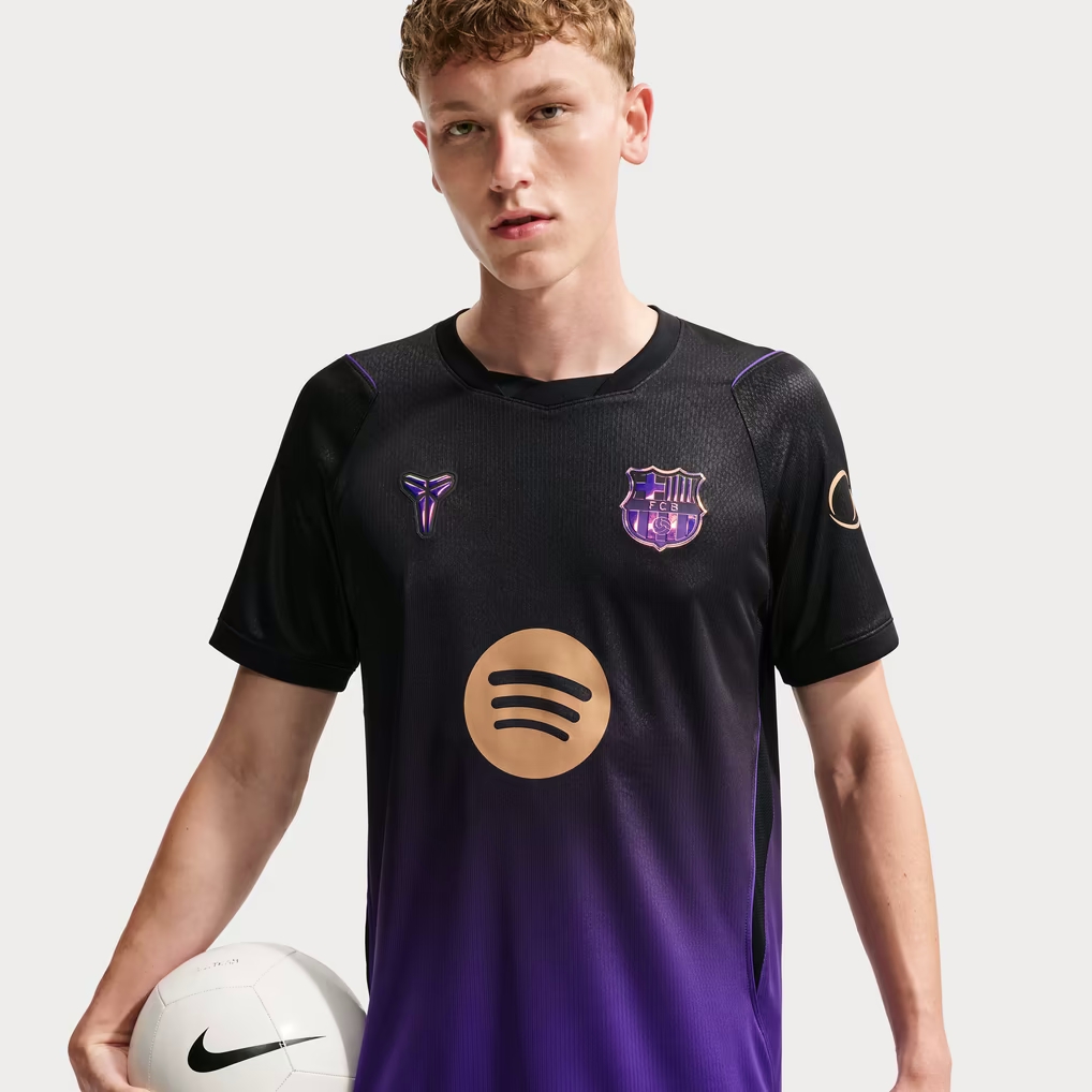 MAILLOT FC BARCELONE EXTERIEUR 2026-2027 MAILLOT FC BARCELONE EXTERIEUR 2026-2027